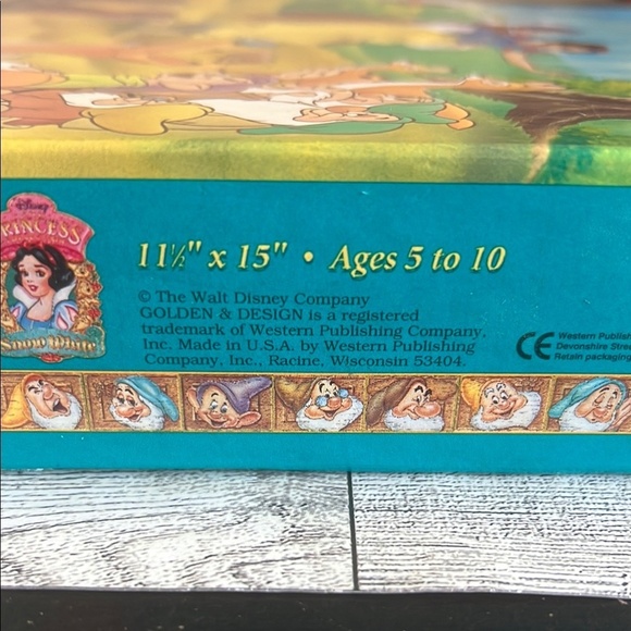 Disney Snow White and the Seven Dwarfs Puzzle 100 Pieces - Unopened - Picture 5 of 5